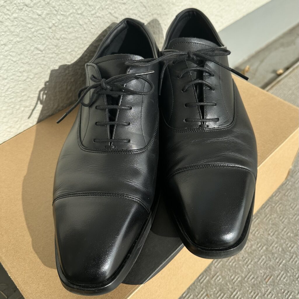 高級感もありながらスニーカーのような履き心地